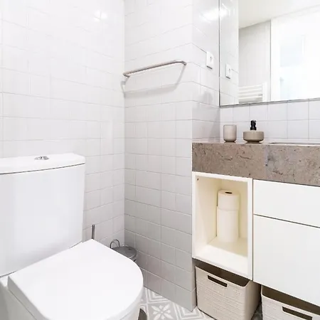 Terrace Pool By Lovelystay Apartment Porto